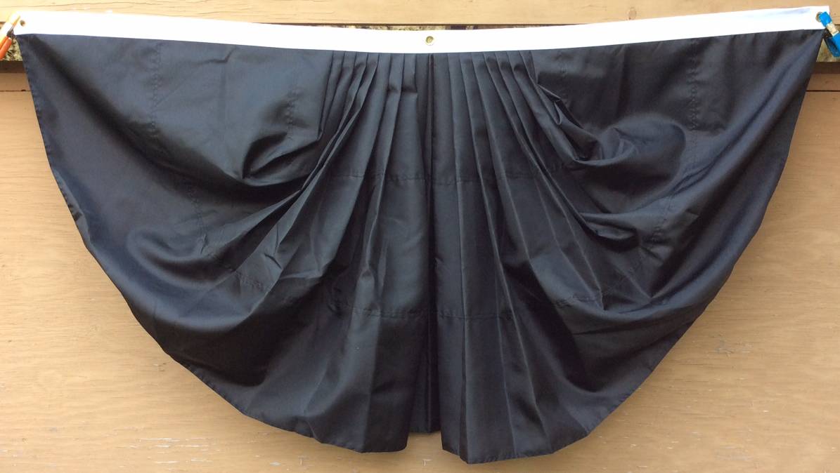 Black Mourning Bunting
